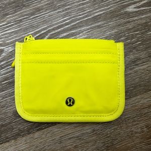 Lululemon ID/card holder